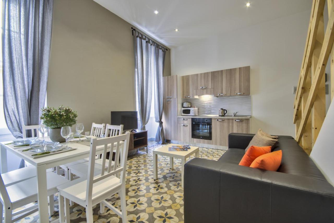 Borgo Apartments 1 & 2 Bedroom Self-Catering Units In Central Valletta Exterior foto