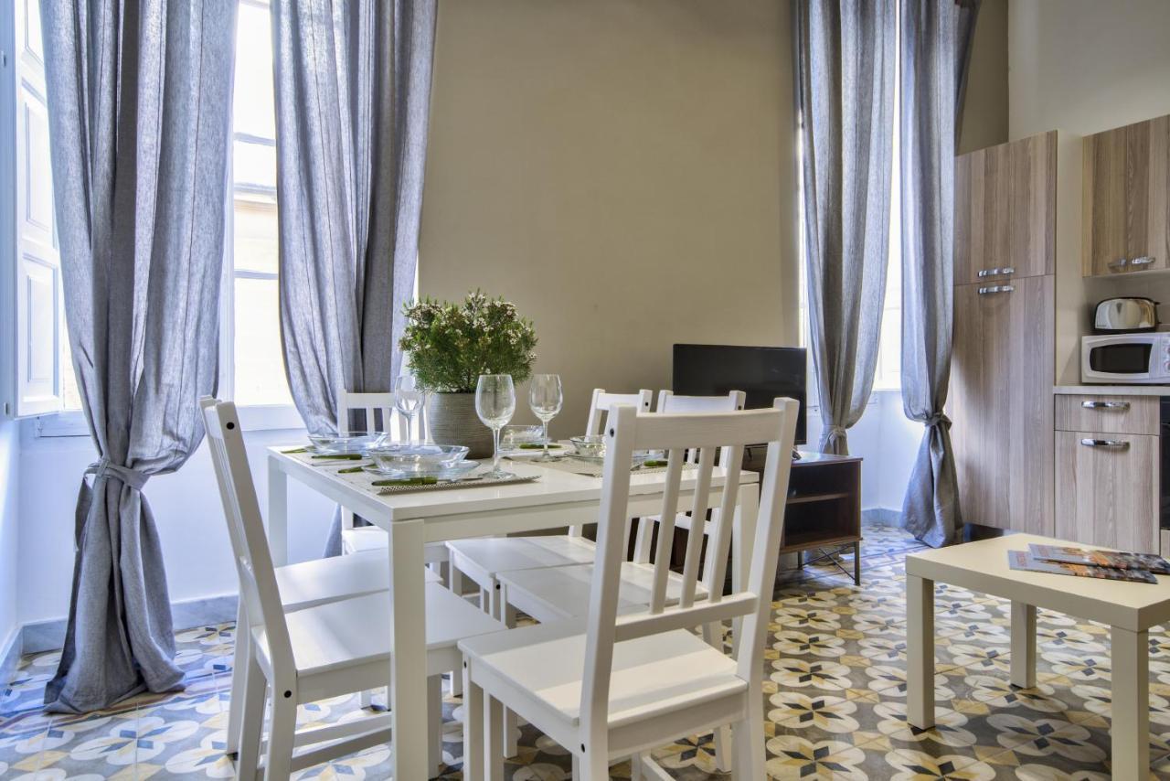 Borgo Apartments 1 & 2 Bedroom Self-Catering Units In Central Valletta Exterior foto