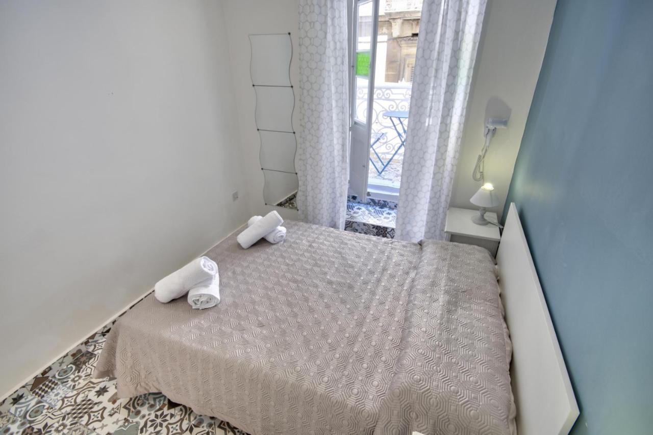 Borgo Apartments 1 & 2 Bedroom Self-Catering Units In Central Valletta Exterior foto