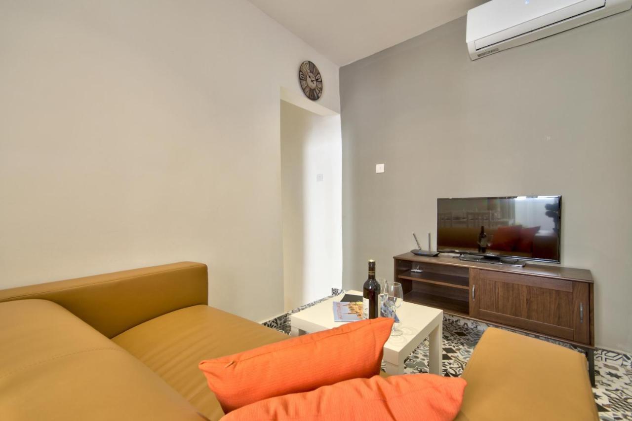Borgo Apartments 1 & 2 Bedroom Self-Catering Units In Central Valletta Exterior foto